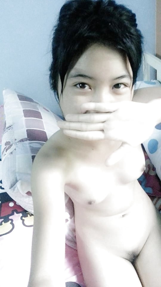 Cute thai teen nude
