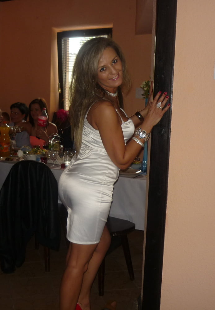 Polish slut Monika (pantyhose, heels, bimbo, mini, polska) - 20 Photos 