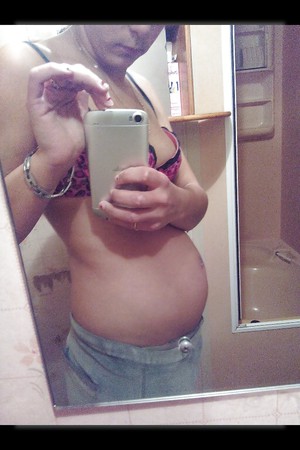 Brenda 3 month pregnant