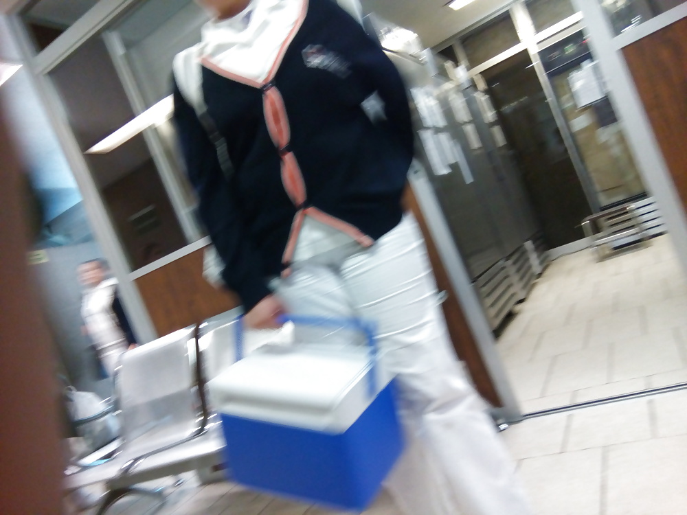 Free Nurse VPL Camel toe photos