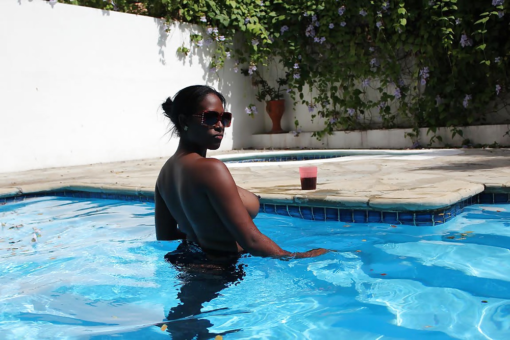 Free Chanika=Juneiris no.4 photos