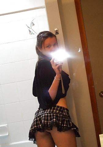 Free Amateur Selfies 4 photos