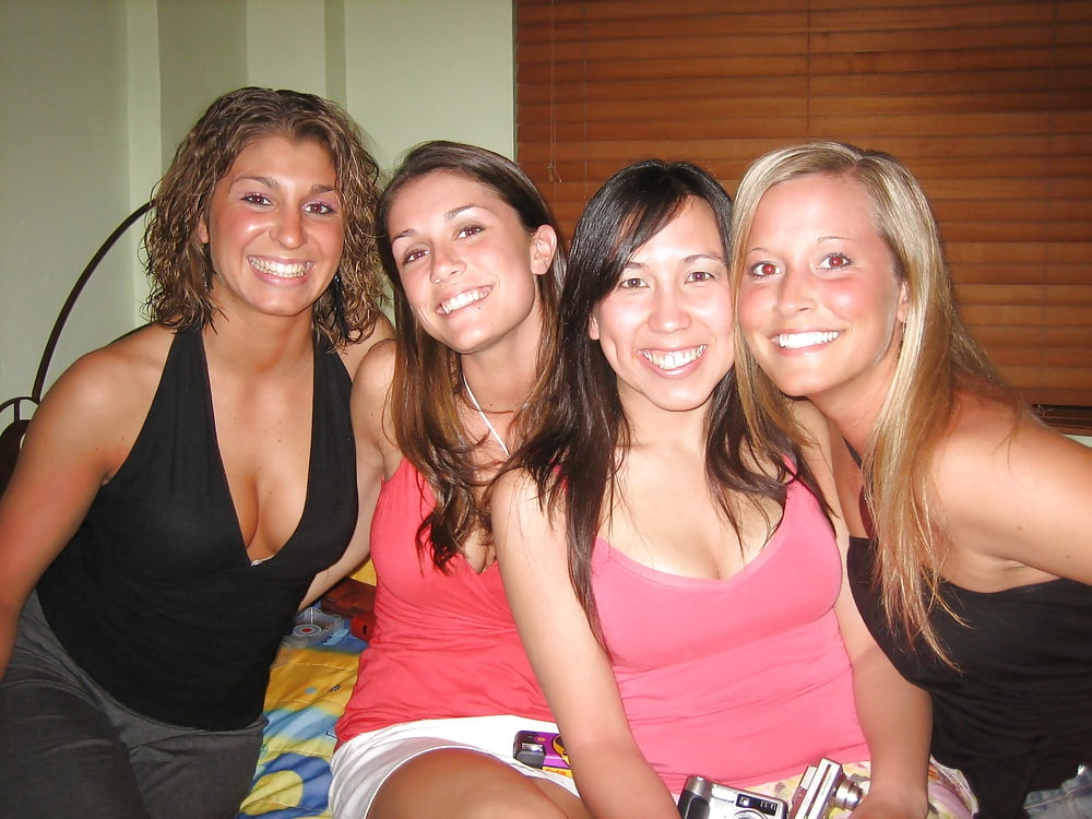 Free Voyeur.Candid.26-2 photos