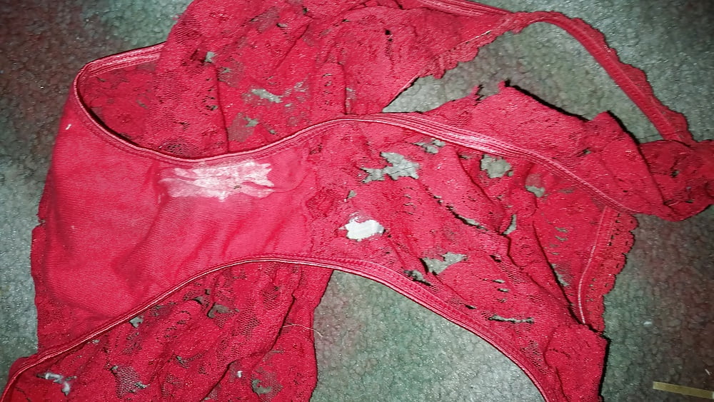 Free Dirty Panties from a few friends wifes photos