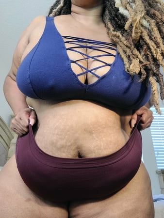 josie kiss free photos         