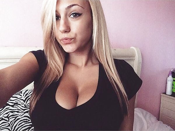 Free Amateur Selfie photos