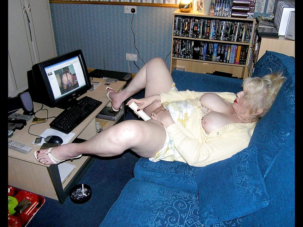 Free grannies still posing to get some fuck photos