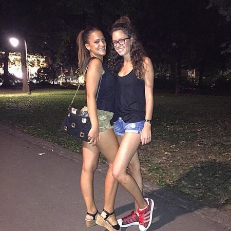 ana guzata ribetina komentarisi i drkaj serbian teen ass         