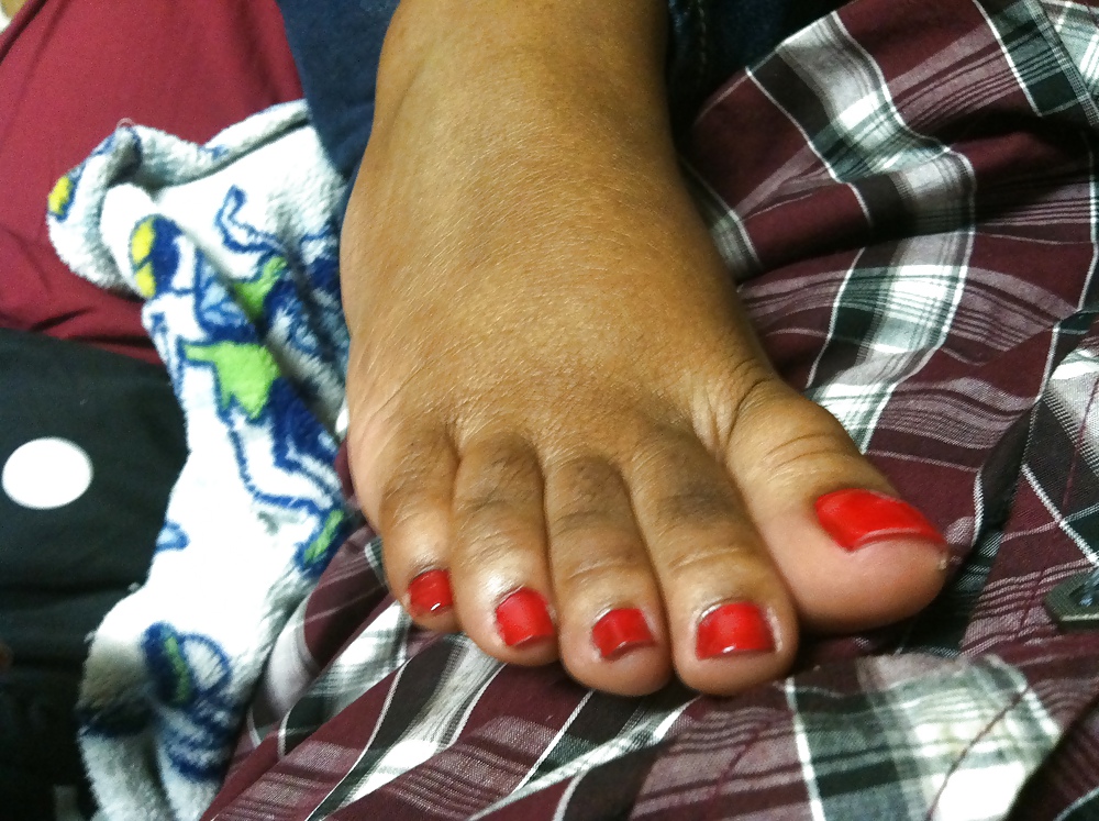 Free Red Toes FJ photos