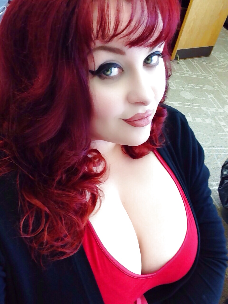 Free Massive busty bbw big boobs photos