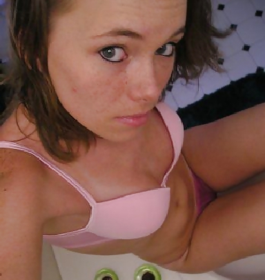 Free Pretty Amateur Teen Tania 1 photos