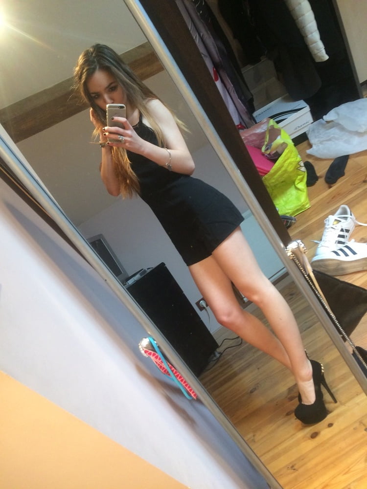 Free Jolie petite salope photos