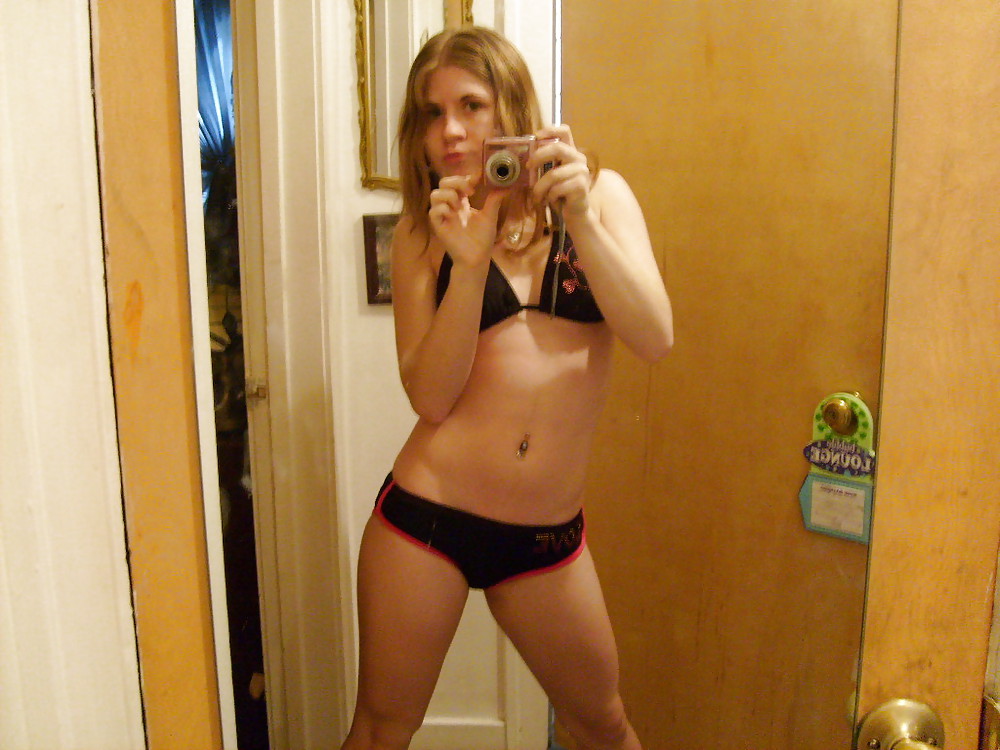 Free Amateur Elaine photos