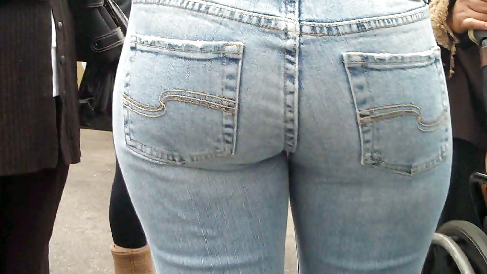 Free Cum on look at nice big ass in butt tight jeans photos