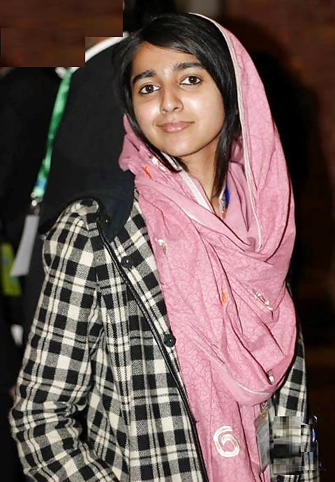 Free Hijabi Whores for your CUM Tributes 6 photos