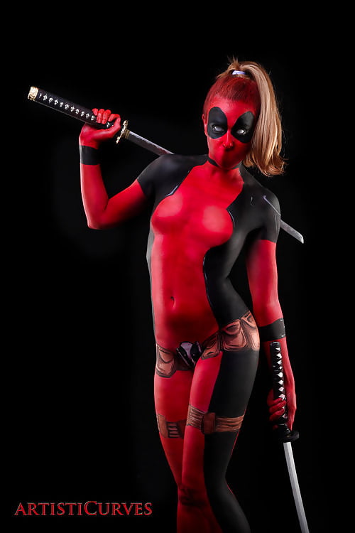 Free Lady Deadpool Cosplay photos