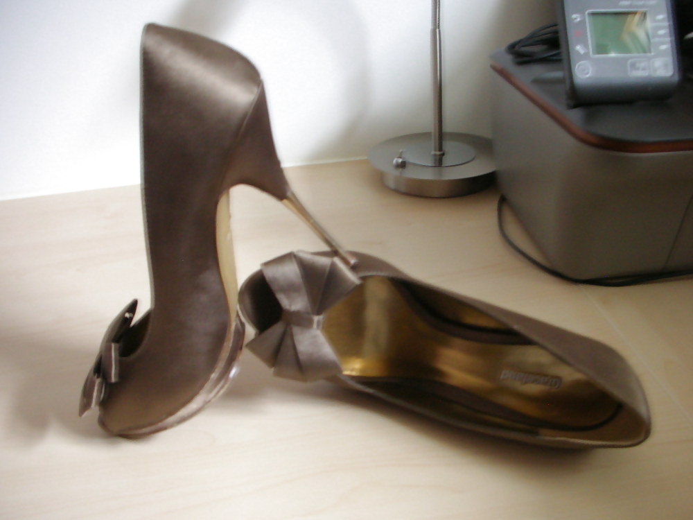 Free wife bronze high heels metal spiked photos