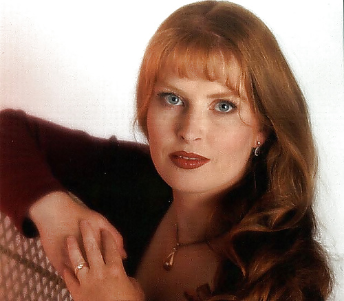Free Redhead wife photos