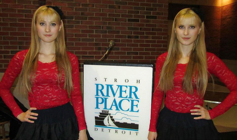 Free Harp Twins photos