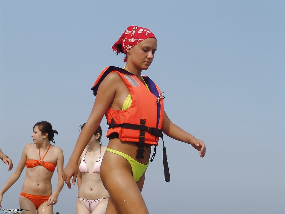 Free Amateurs Set 261 photos