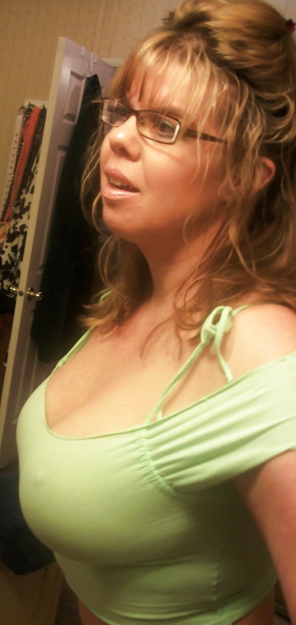 Free hot facebook milf photos