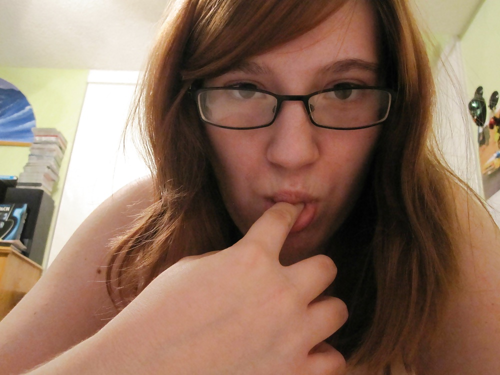 Free Redhead Geek photos