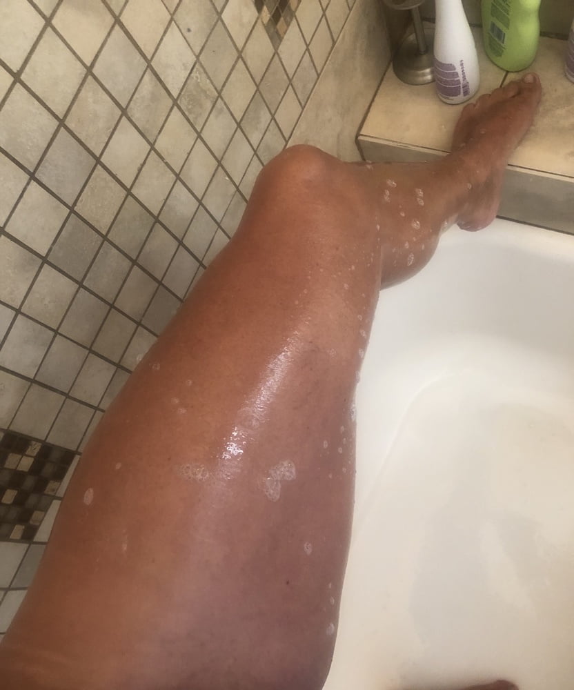 Free HELLO 2019 photos