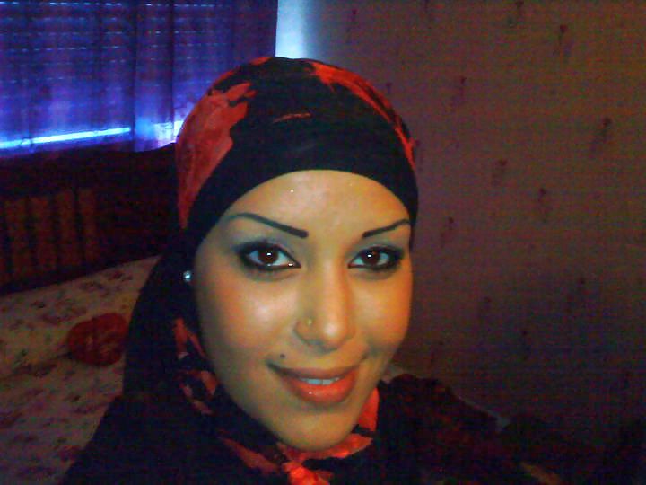 Free porte le hijab au bled mais vrai salope dans la cite photos