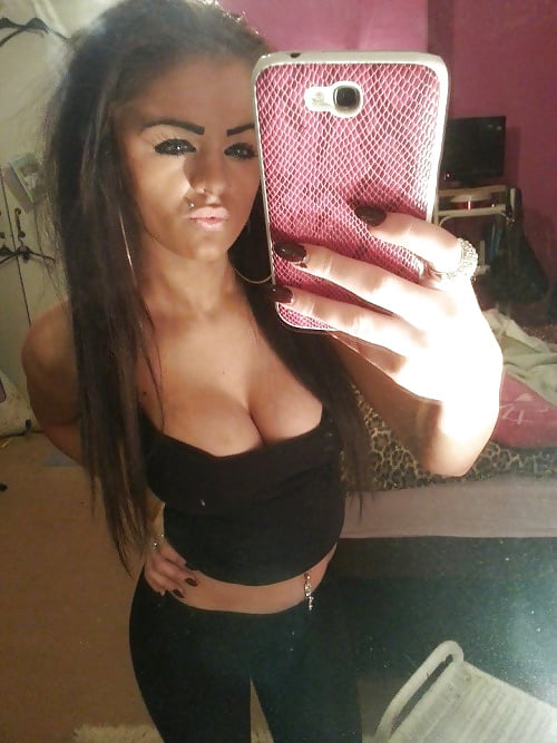 Free Amateur Chavs, Sluts, Slags and Whores photos