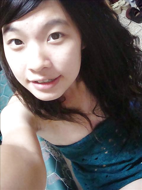 Free A Taiwan slut photos