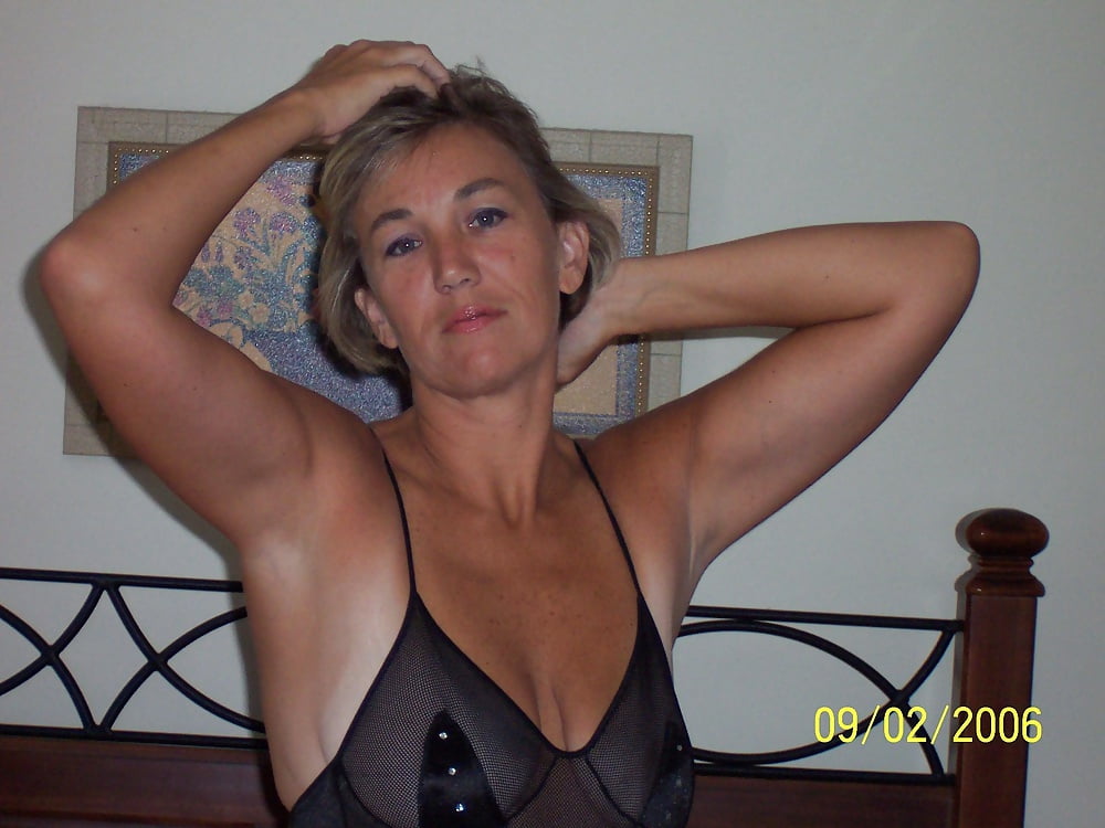 Free Fantastic and sexy amateur mature women 4 photos