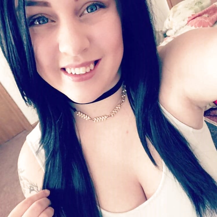 Free Amanda - Ohio Teen Slut photos