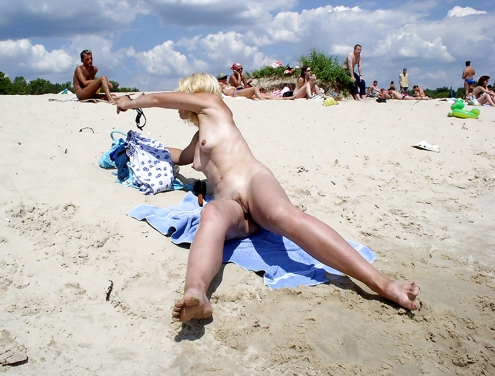 Free Nude Beach photos