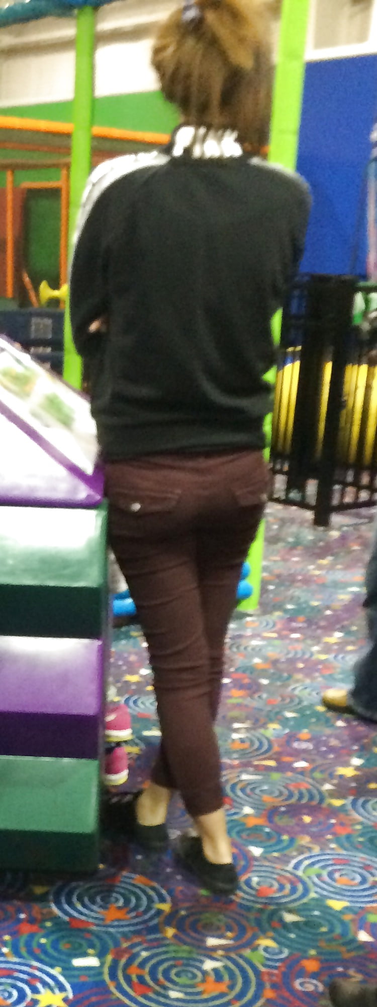 Free Drop dead gorgeous PAWG MILF photos