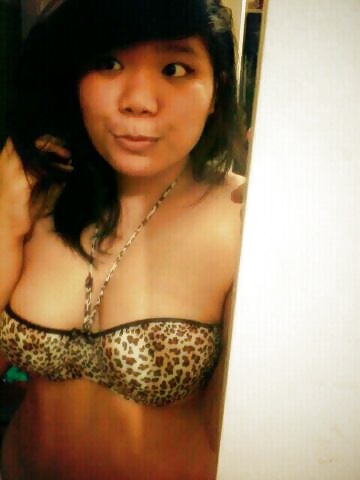 Free Filipina Slut photos