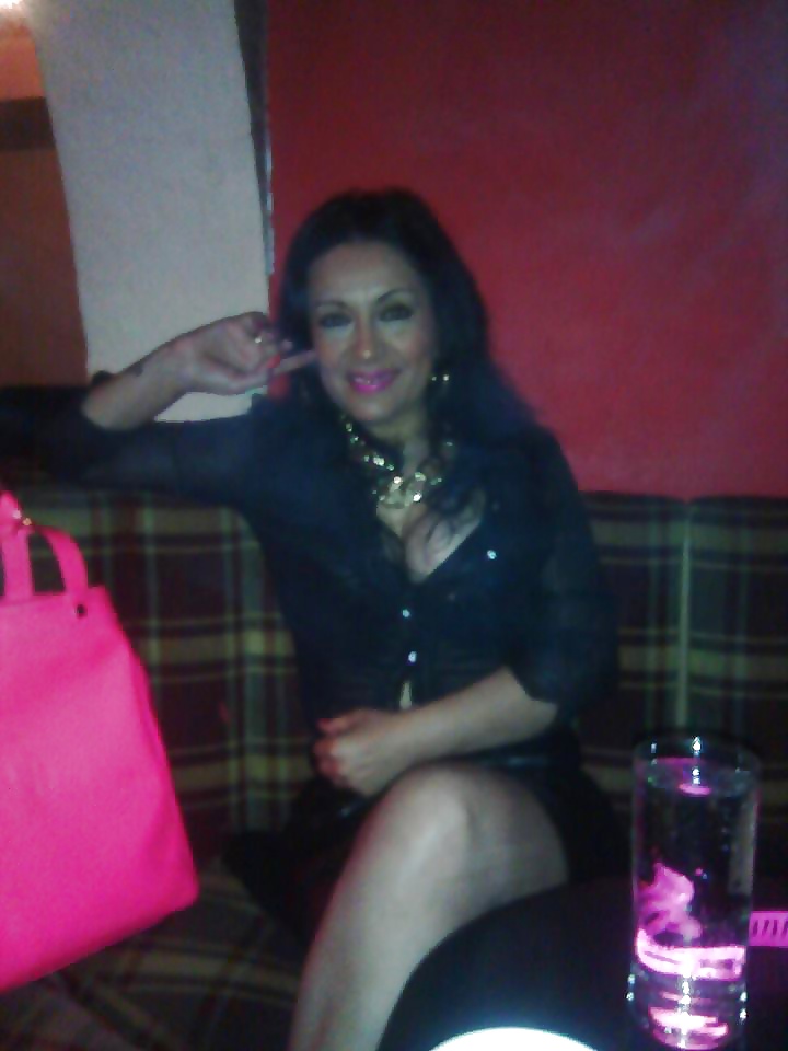 Free Serbian MILFs photos