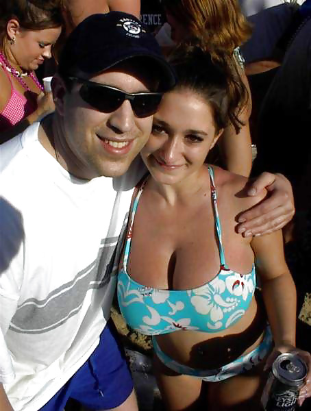 Free Flashing huge tits at spring break photos