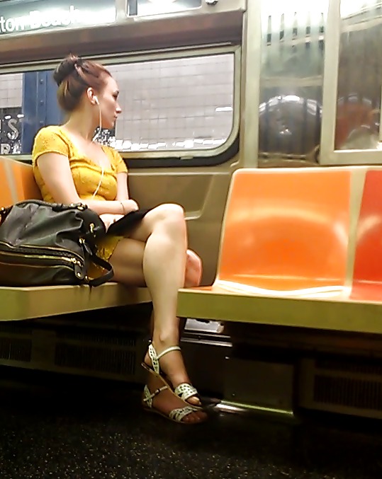 Free New York Subway Girls photos