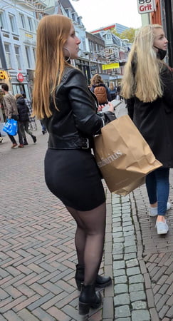 voyeur pantyhose legs         