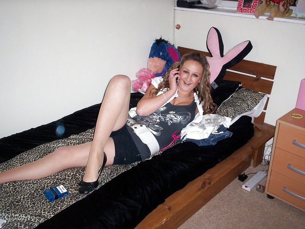 Free A Few Hotties From SmutDates photos