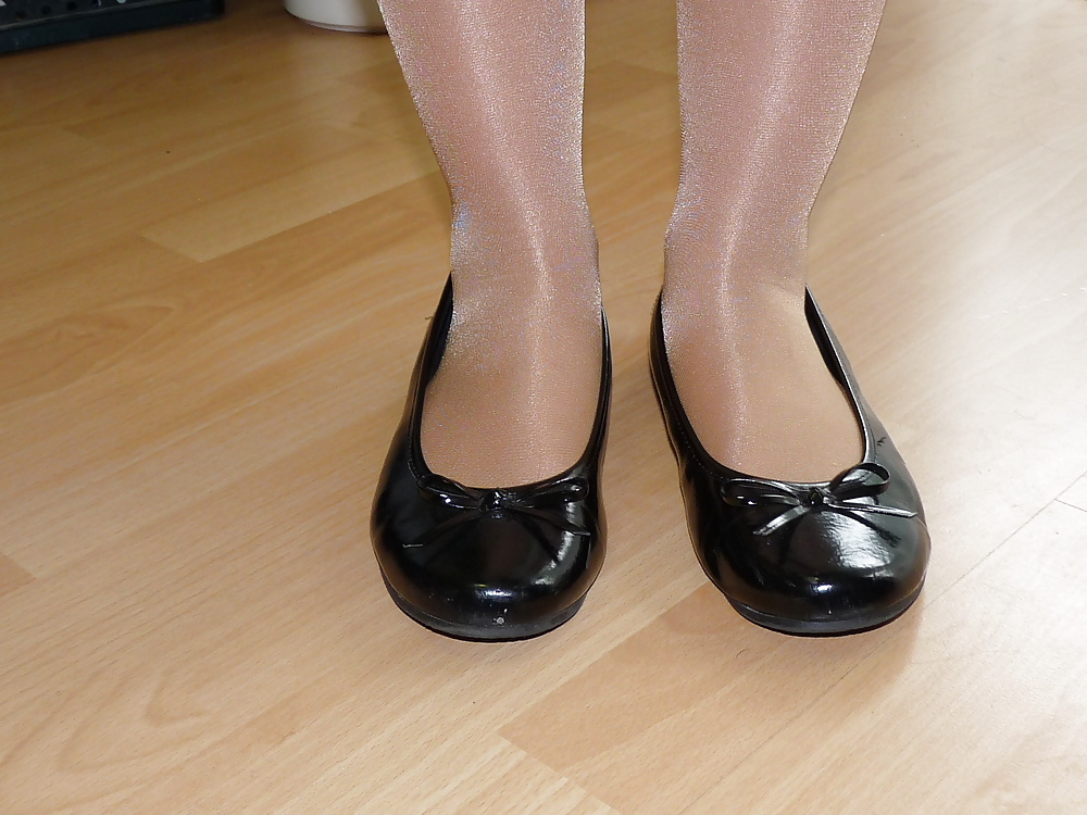Free wifes sexy black leather ballerina ballet flats shoes photos