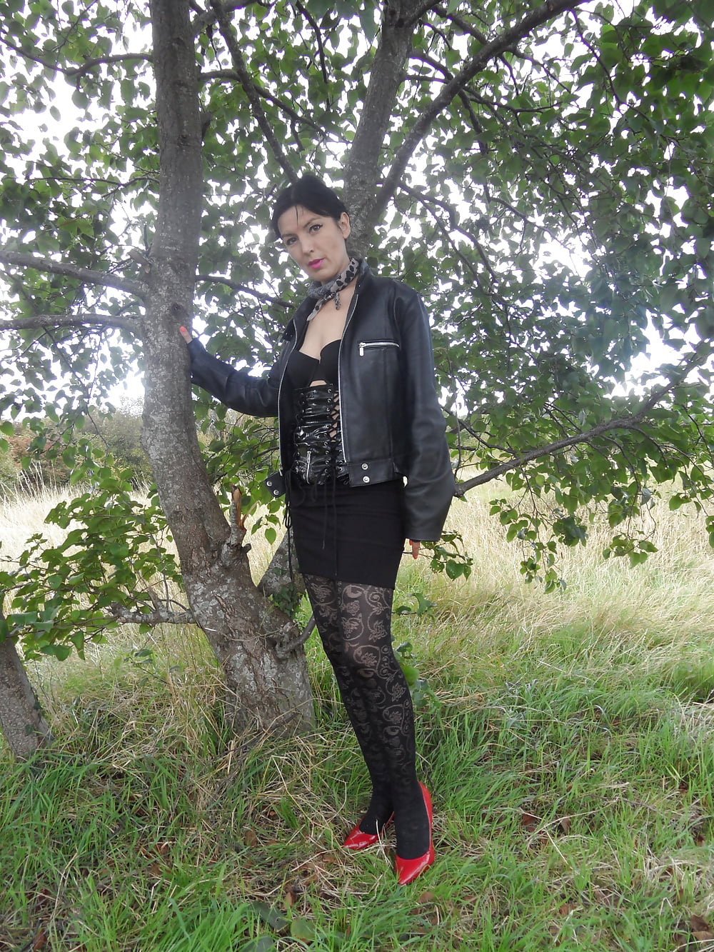 Free pizda w parku photos