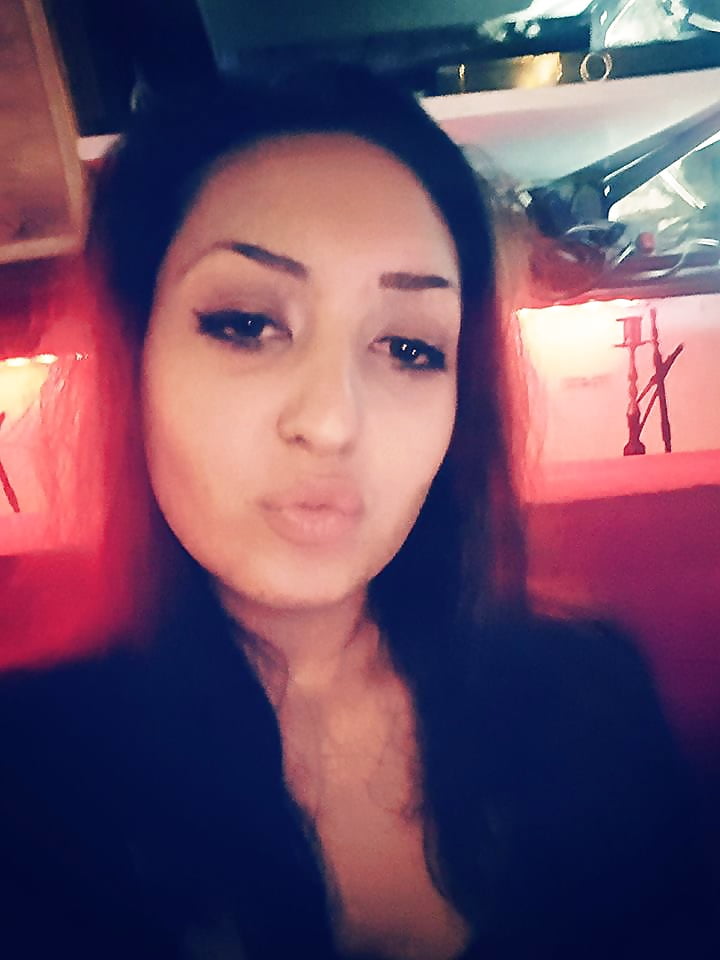 Free Dumme Hure Tuana photos