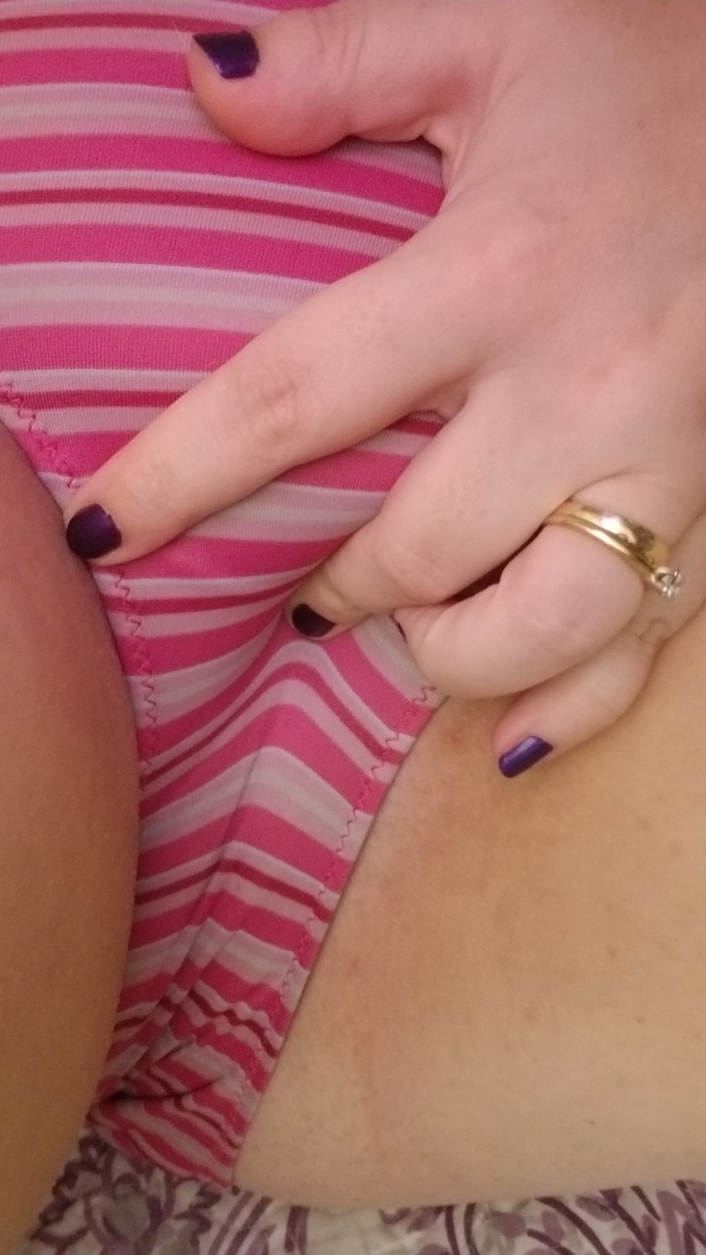 Afternoon Delight.... Pruned Fingers Of A Bored Housewife