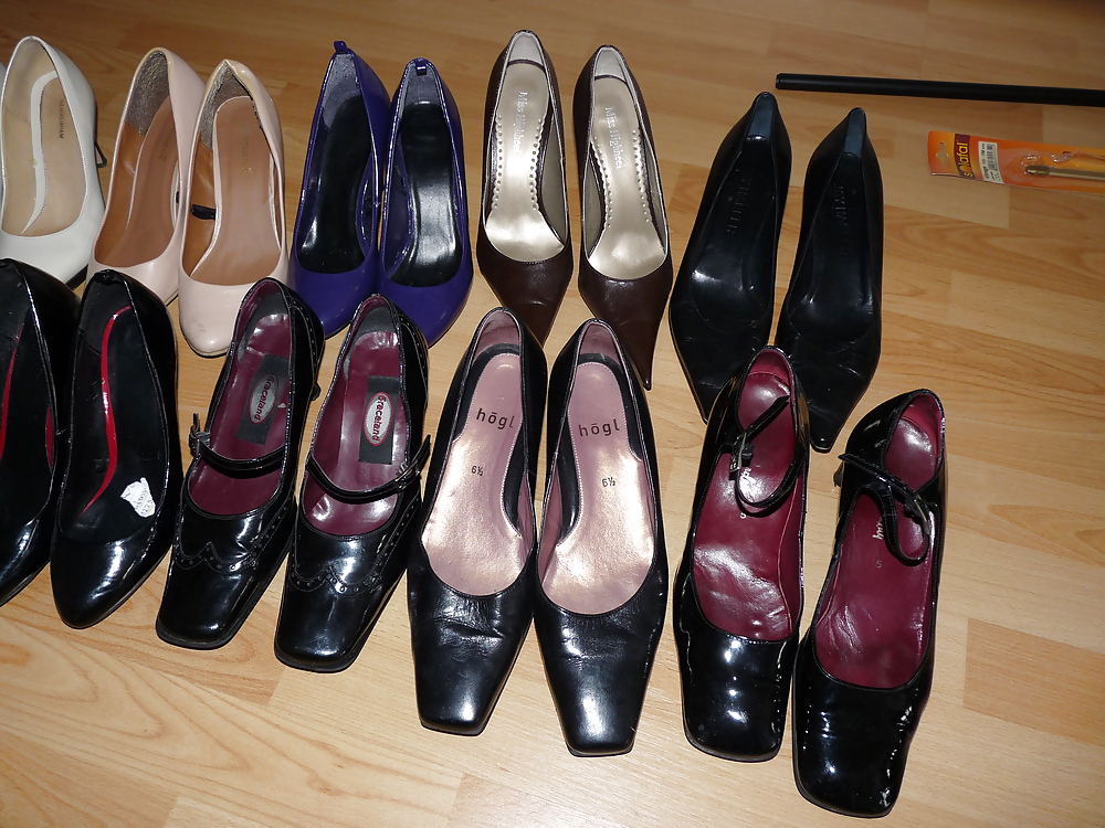 Free wifes shoe collection 2 photos