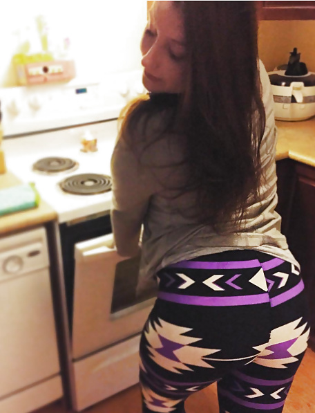 Free Thick White Girl - NN photos