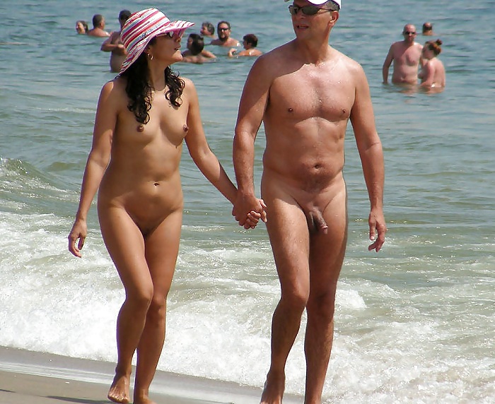 Free Couples Standing Naked Together photos