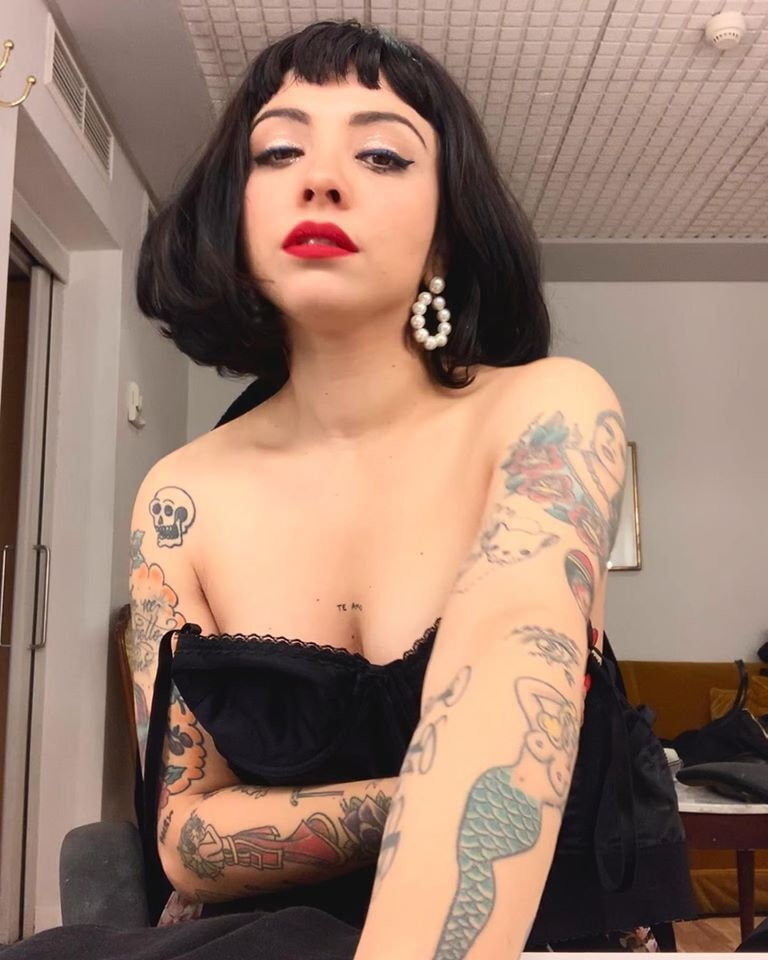 Mon Laferte Hot - 11 Photos 