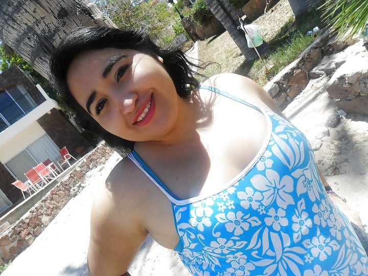 Free MAYRA RODRIGUES GORDITA PUTA3 photos