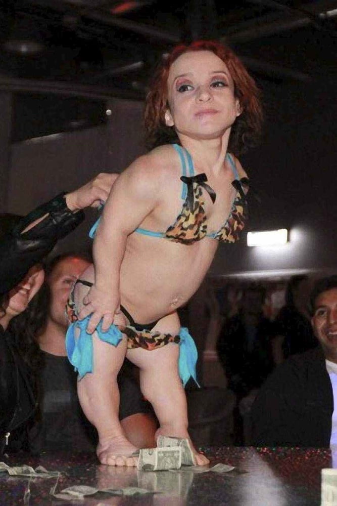 Redhead daddy shorts midget
